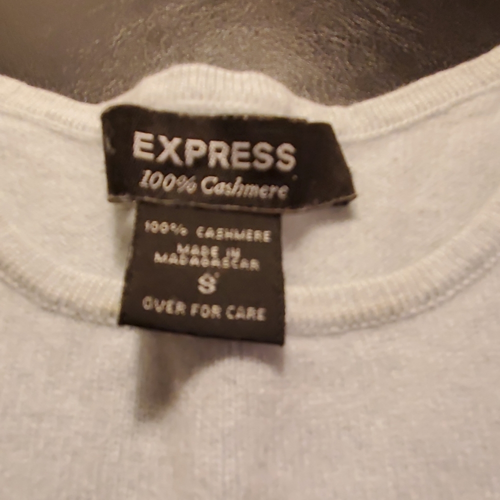 π― Cashmere - Picture 2 of 5